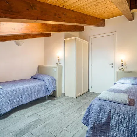Casavacanzelemore - Casa Zoe Valfabbrica Buitenkant foto