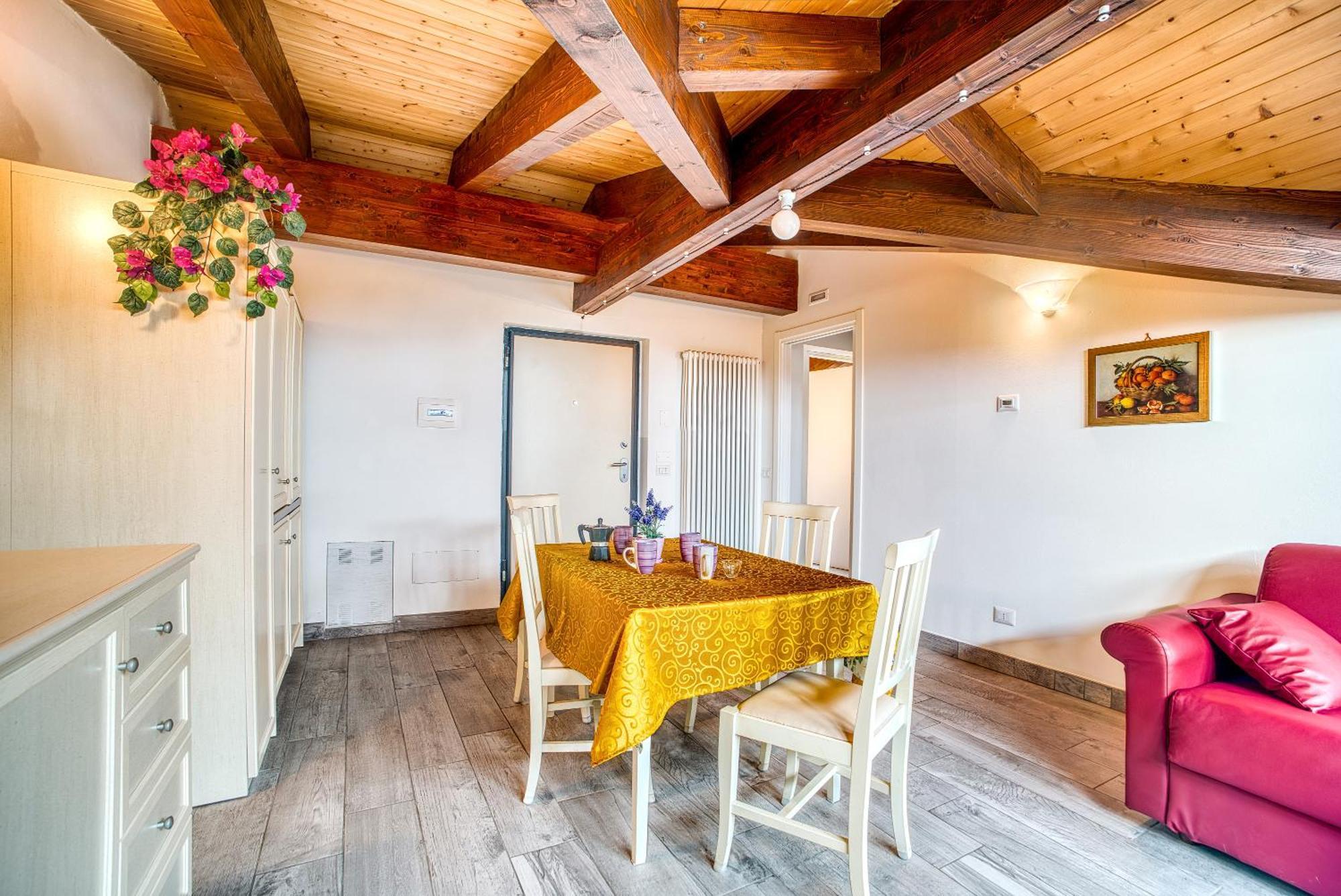 Holiday home Casavacanzelemore - Casa Zoe Valfabbrica