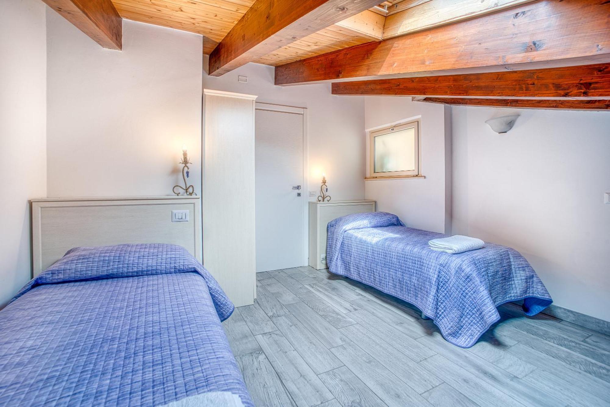 Casavacanzelemore - Casa Zoe * Valfabbrica