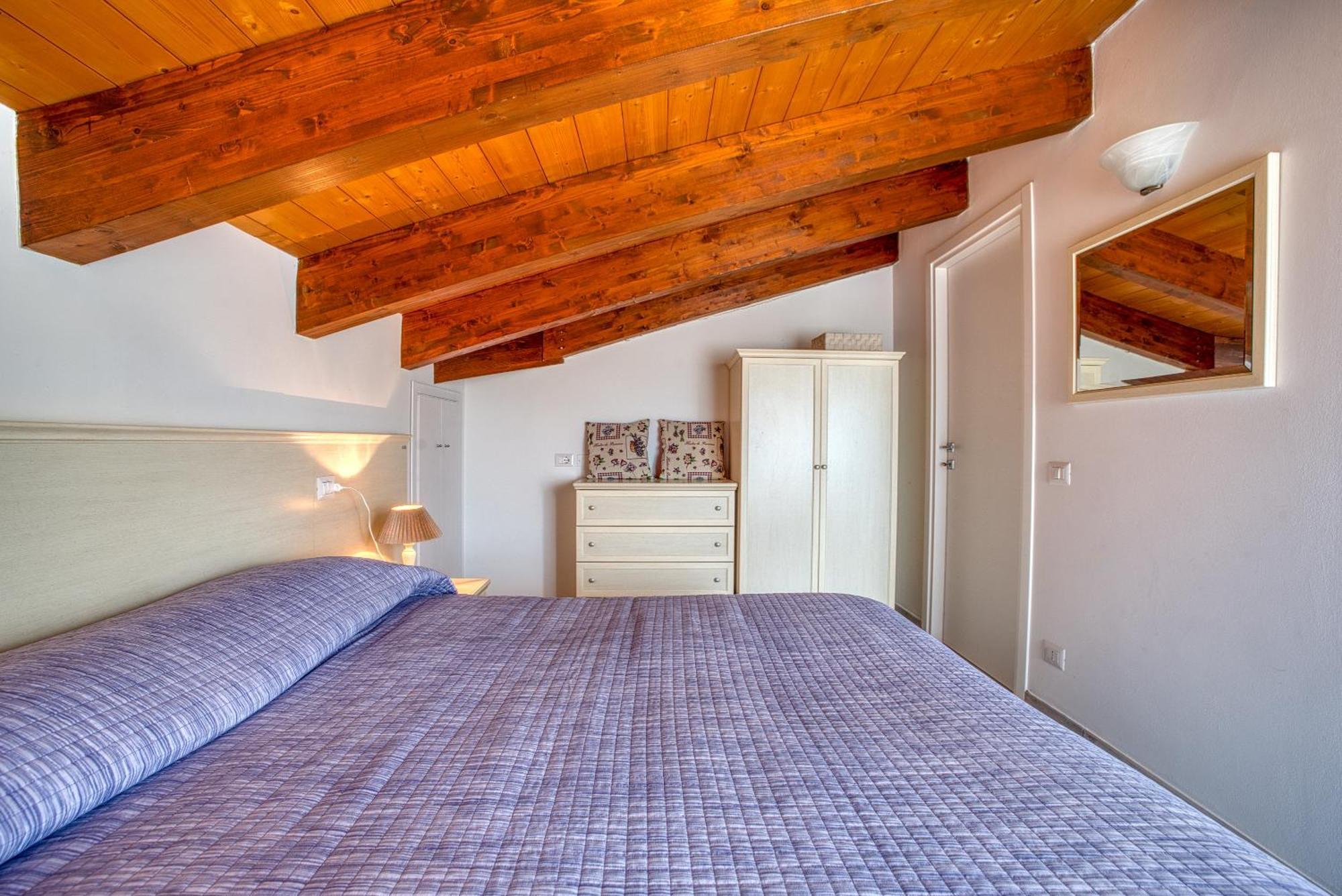 Casavacanzelemore - Casa Zoe Valfabbrica